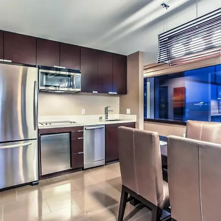 City Center - Panoramic Corner Suite At Vdara